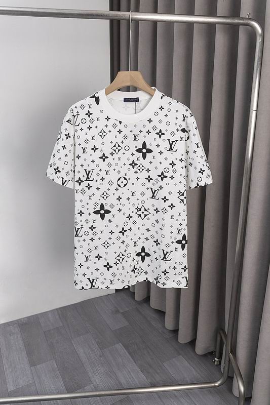 Louis Vuitton men T-shirts-LV16169